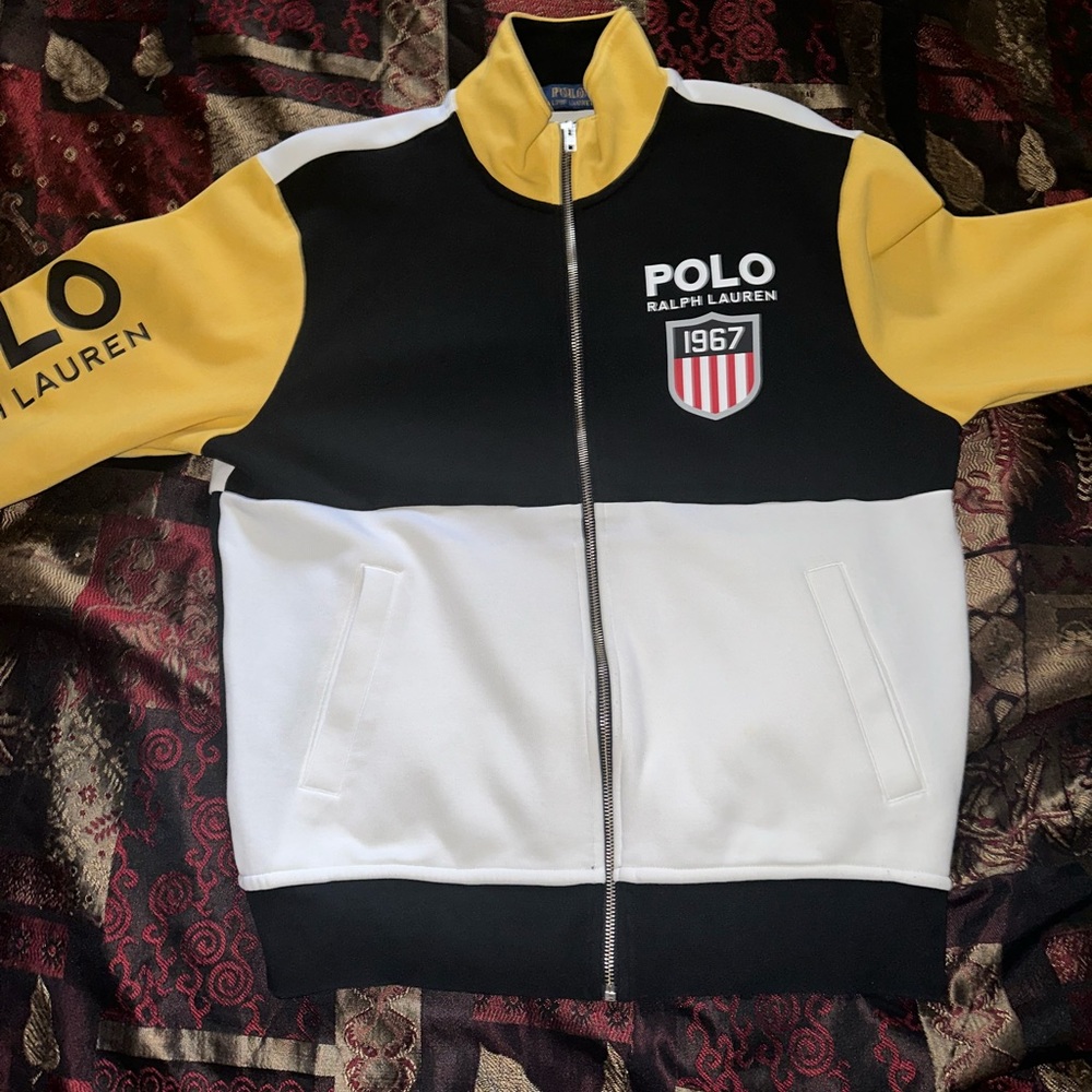 Polo Ralph Lauren 1967 Shield
Colorblock Double Knit Jacket & Joggers Set